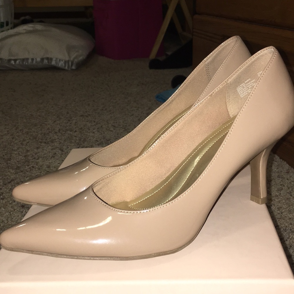 Pointed Heels🔥🔥